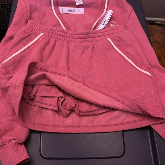 Two piece PINK set - Picture 2 of 2